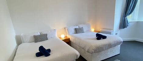 2 bedrooms, WiFi, bed sheets