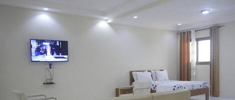 1 多间卧室、免费 WiFi、床单