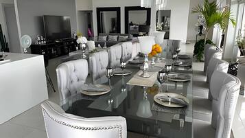Double Room | Dining