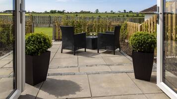 Apartment, 1 Bedroom (Dunseverick) | 1 bedroom, blackout drapes, WiFi