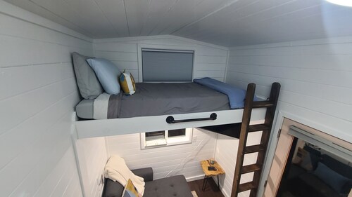 Tiny Home at Camp Mahanaim - New Paris, OH   -  Private Lake 