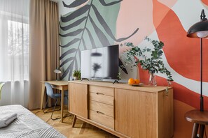 1 bedroom, desk, iron/ironing board, free WiFi - Apartament Wiejska II (Warsaw)