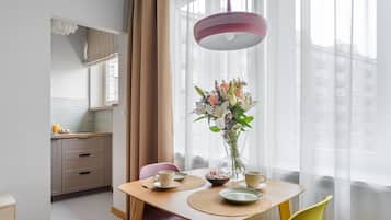 Appartement | 1 slaapkamer, een bureau, een strijkplank/strijkijzer, gratis wifi