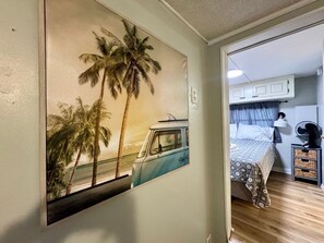 3 Schlafzimmer, Schreibtisch, Bügeleisen/Bügelbrett, WLAN