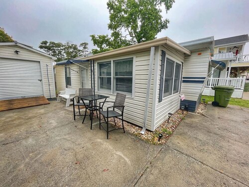 Ocean Lakes Shaka Shack II- 1834