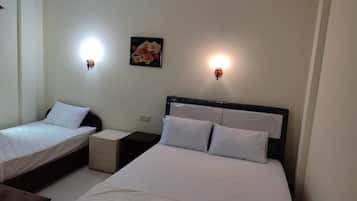 1 chambre, fer et planche à repasser, Wi-Fi, draps fournis