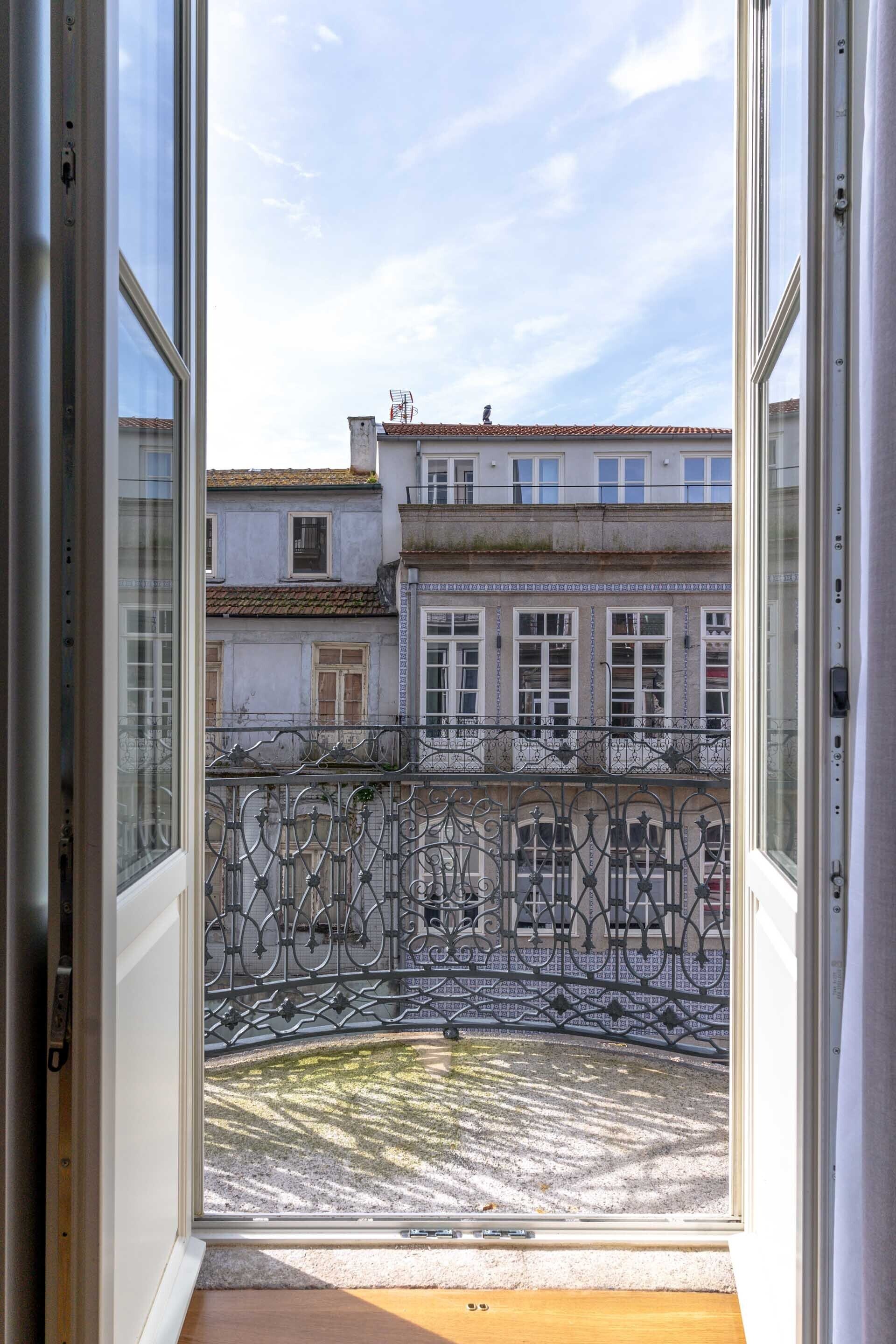 Studio with Balcony | Terrace/patio