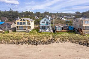 Exterior - Romantic Sunset Beach Views, HotTub @pinpointstays (Waldport)
