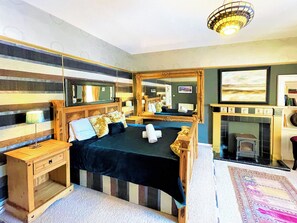 10 bedrooms, free WiFi, bed sheets - The Mansion House at Kirkhill (Gorebridge, near Edinburgh)