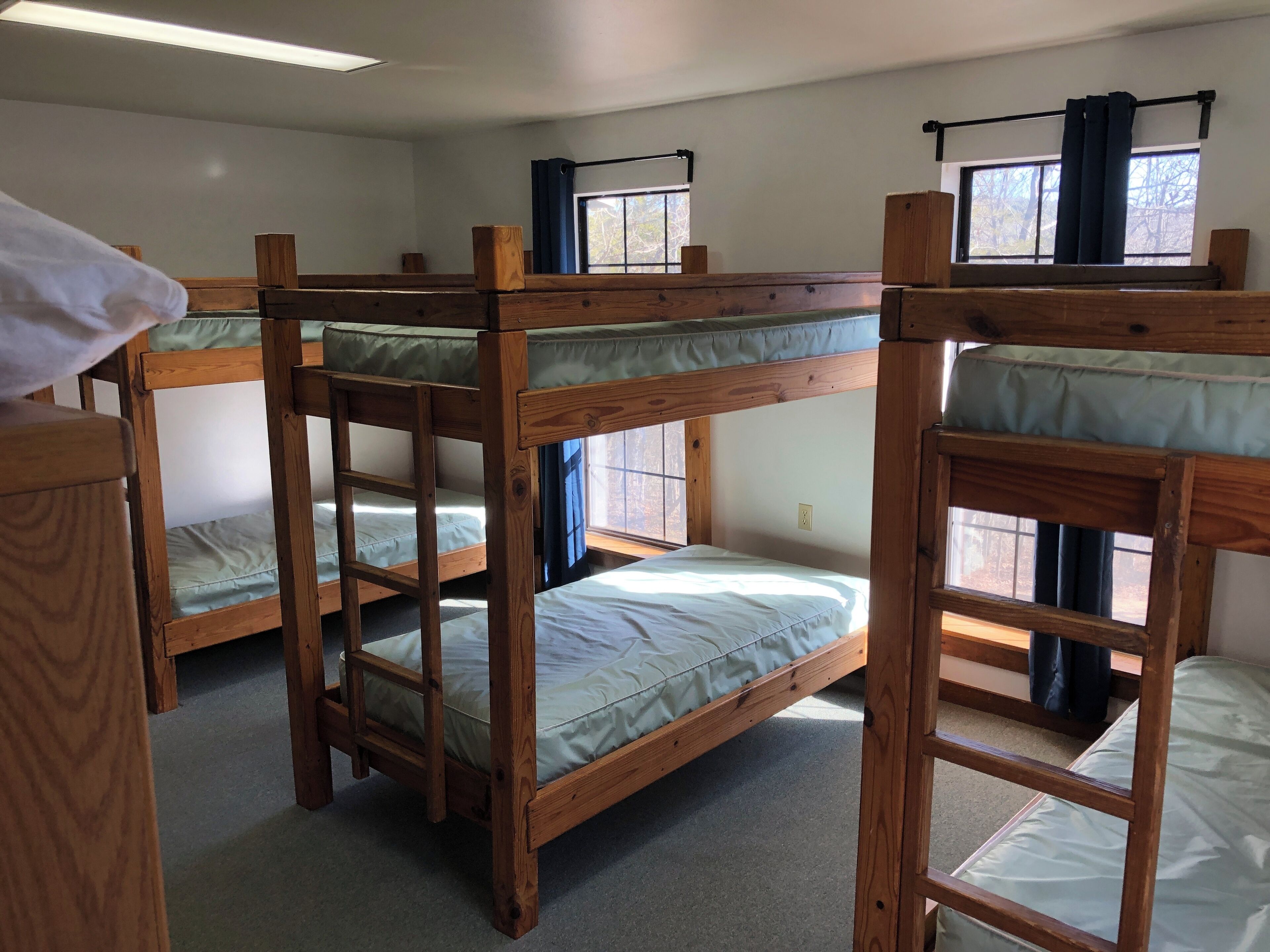 6 chambres, Wi-Fi, draps fournis