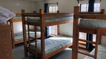 6 chambres, Wi-Fi, draps fournis