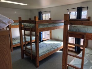 6 soverom, wi-fi og sengetøy