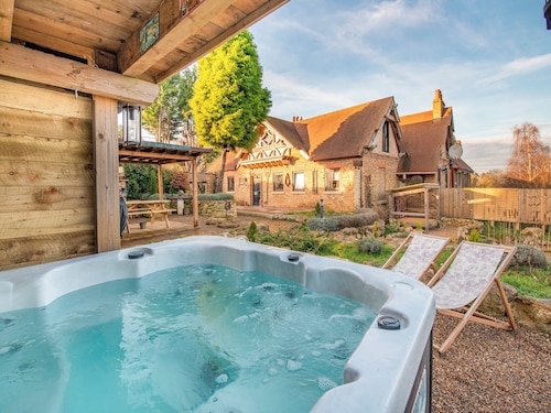 2 bedroom accommodation in Otham, near Maidstone