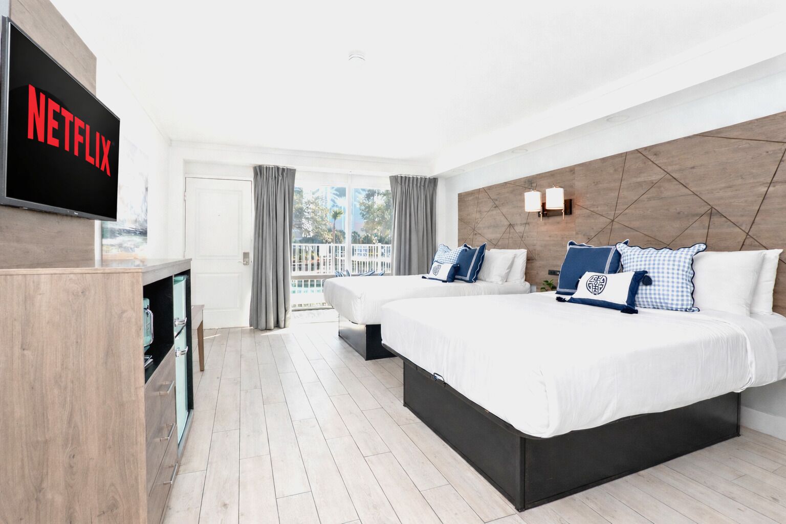 Studio, 2 Queen Beds & Sofa Bed, Private Ensuite | Free WiFi, bed sheets