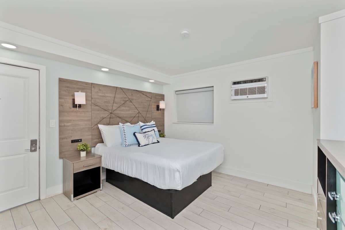 Studio, 1 queensize-seng, ikke-røyk, privat bad | Wi-fi (inkludert) og sengetøy