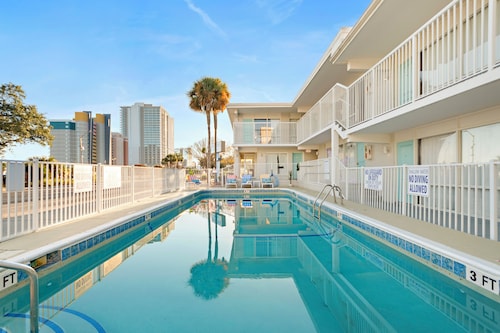 Fin's Inn & Suites 