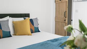 2 chambres, fer et planche Ă repasser, Wi-Fi, draps fournis