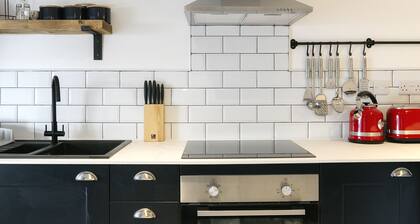 Deluxe 2 bedroom apartment.