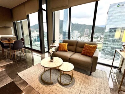 Modern 2BD&2BA I Hospital I Steps to Shops&Dining