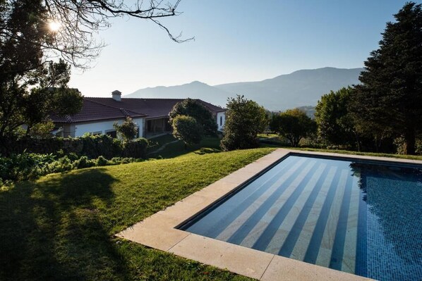 Seasonal outdoor pool - Vinte-Quinta da Boavista (Ponte de Lima)