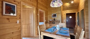 Stunning private villa for 4 guests with WIFI, TV, balcony and parking