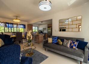 Living area - Gaia 2 -BRAND NEW 3 BEDROOM APARTMENT in Santiago with Pool (Santiago de los Caballeros)