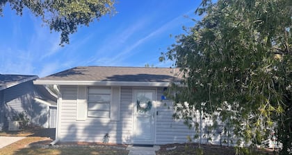 Modern 2B/2B Villa by Disney