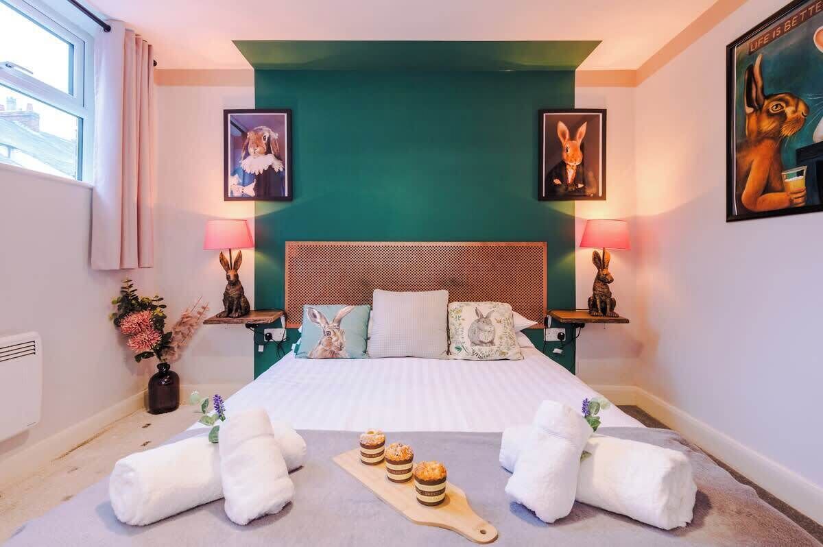 1 bedroom, iron/ironing board, travel cot, WiFi