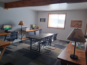 Business center - Whitecap Mountains Resort (Upson)