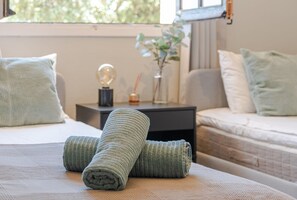 6 soverom, strykejern/-brett, wi-fi (inkludert) og sengetøy