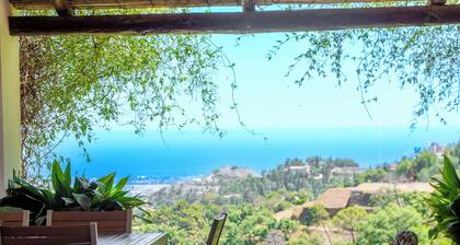 Arbolada: Mansion at Hill Peak With Panoramic View