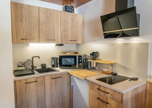 Fridge, microwave, coffee/tea maker
