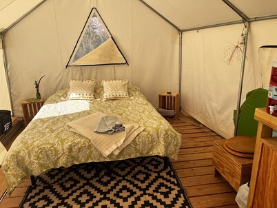 Mountain Ranch Retreat 