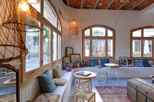 Sala de estar en el lobby