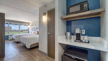 Individually furnished, desk, laptop workspace, free WiFi