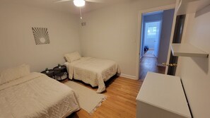 3 chambres, bureau, fer et planche Ă repasser, Wi-Fi gratuit