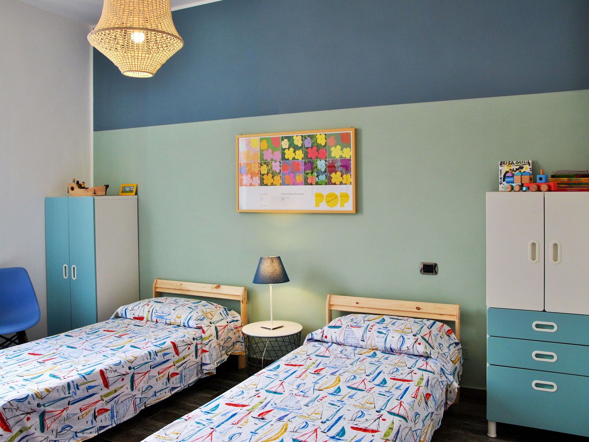 2 bedrooms, iron/ironing board, travel cot, free WiFi