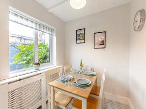 Dining - 3 bedroom accommodation in Alnwick (Alnwick)