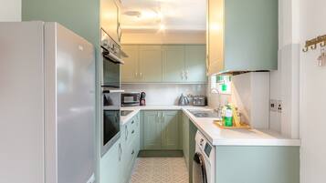 Dishwasher, highchair