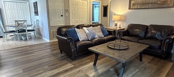 Newly Renovated Home close to Navarre Beach