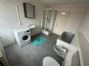 Bathroom - Gästehaus am Harz - Hotel&Monteurzimmer  (Goslar)
