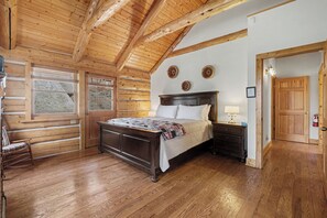 3 bedrooms, iron/ironing board, free WiFi, bed sheets - Historical Crocker Ranch - Rowe Cabin - 23-ZONE3423 (Estes Park)