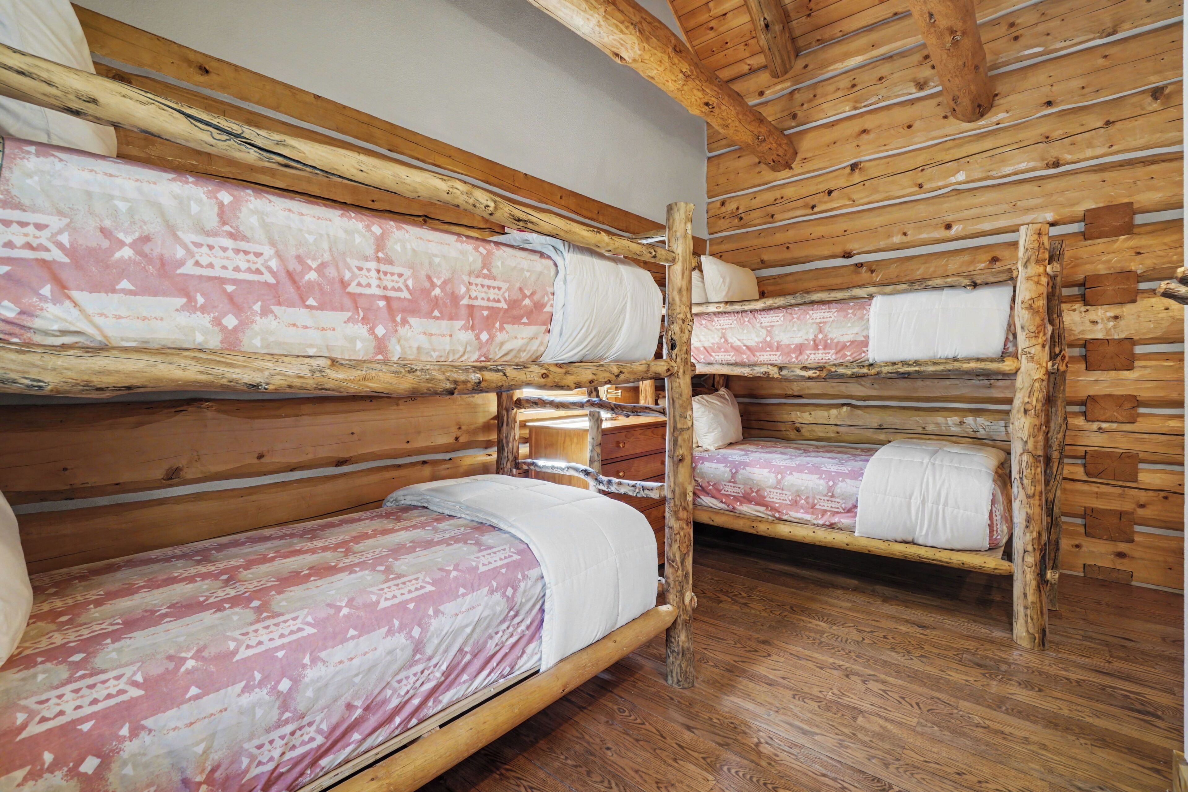 3 chambres, fer et planche à repasser, Wi-Fi gratuit, draps fournis