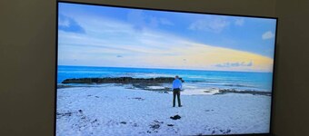 Comfy new renovated 3 bed 3 bath above ground basement 7min to Canada Wonderland