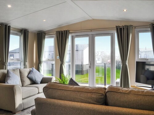 Emily's Escape - UK46722