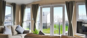 Emily's Escape - UK46722