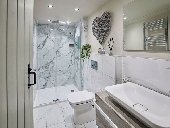 Towels - 2 bedroom accommodation in Barnard Castle (Barnard Castle)