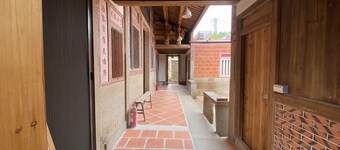 Sunshine music Traditional guest house