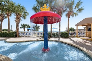 A heated pool - Oceanfrnt 2Q 1BR Suite. Resort w/Lazy River, Pools (Myrtle Beach)