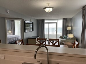 3 間睡房、熨斗/熨衫板、免費 Wi-Fi、床單